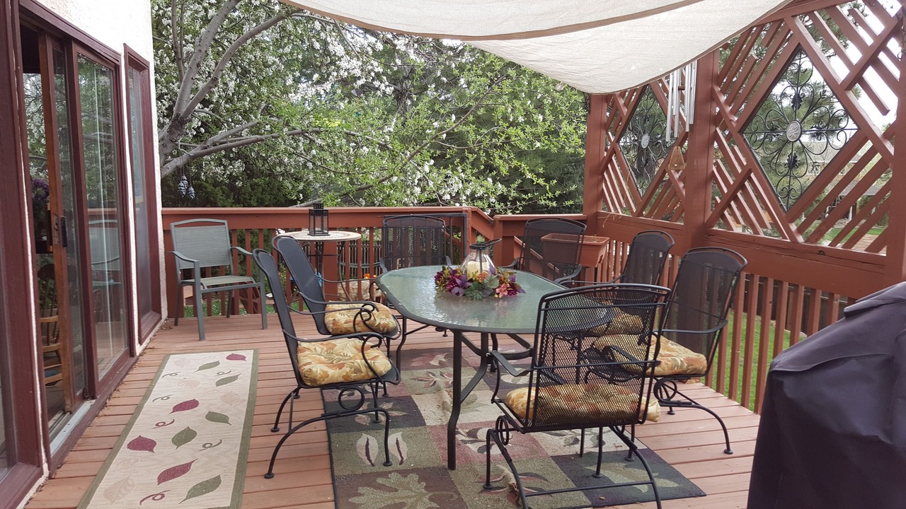 Photo of Outdoor in Mountain Shadows