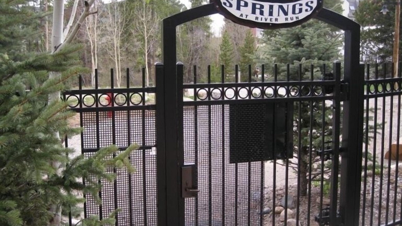 Photo of Outdoor in River Run