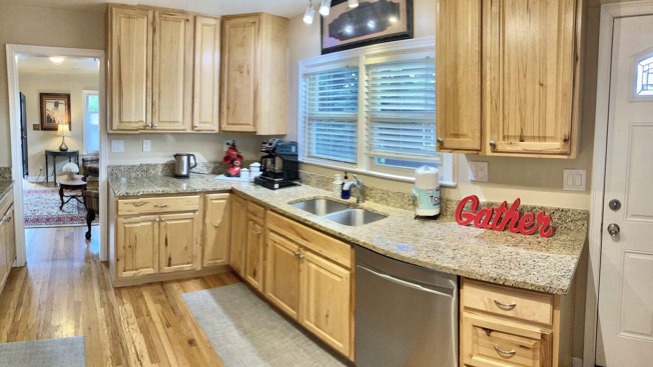 Photo of Kitchen in Golden