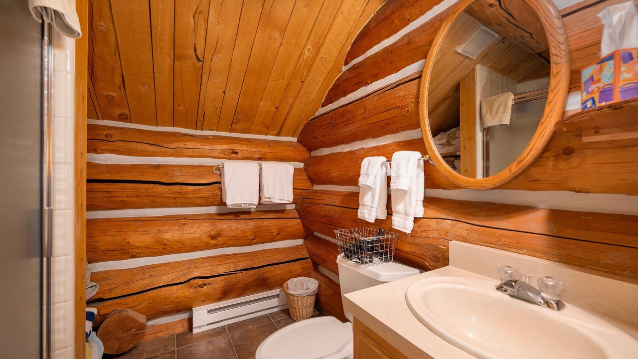 Photo of Bathroom in Grand Lake