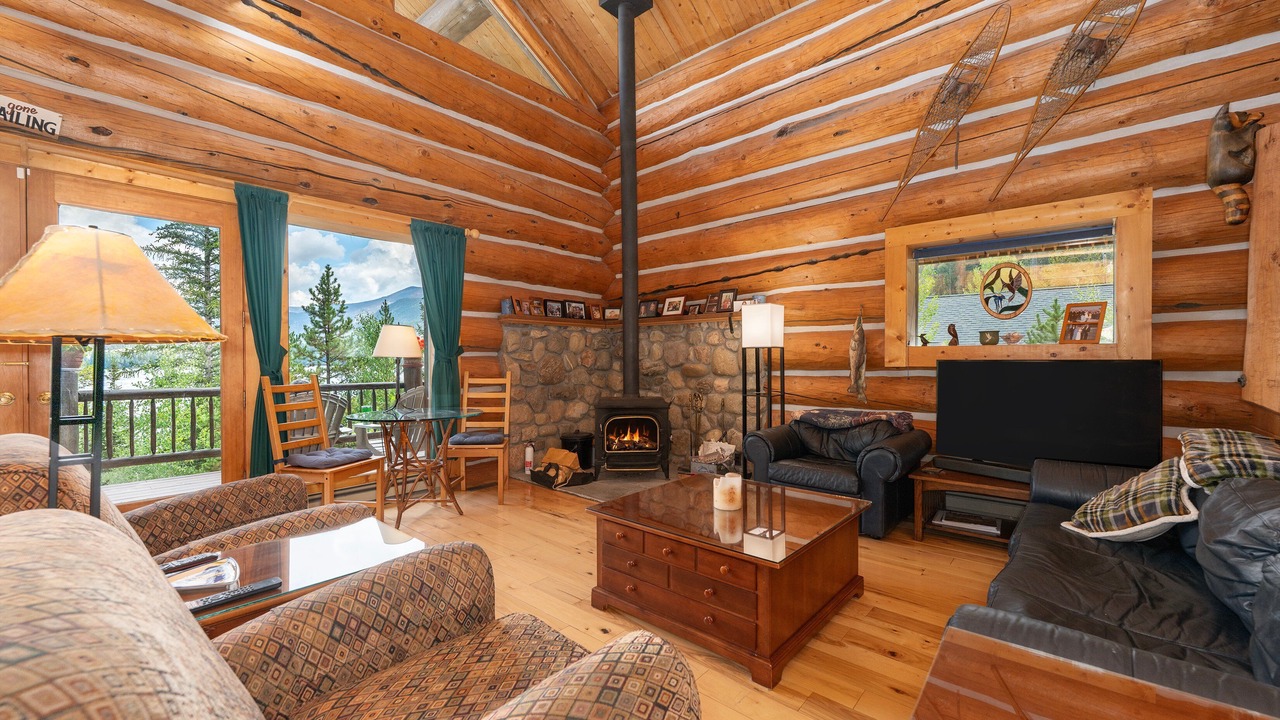 Photo of Livingroom in Grand Lake