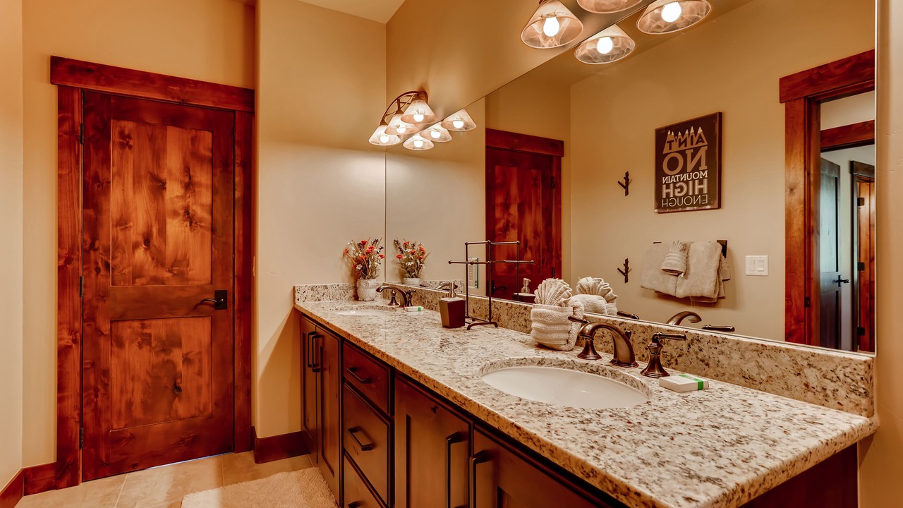 Photo of Bathroom in The Highlands