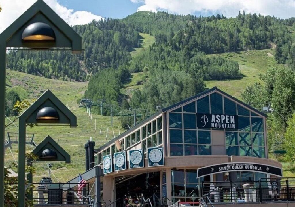 Photo of Others in Aspen