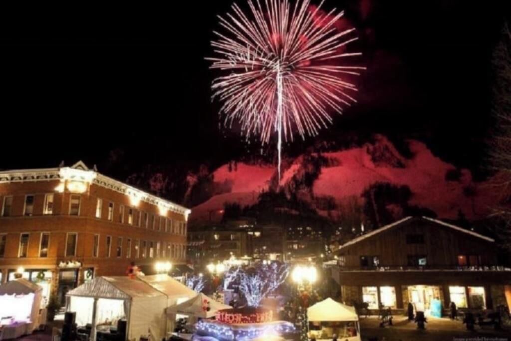 Photo of Others in Aspen
