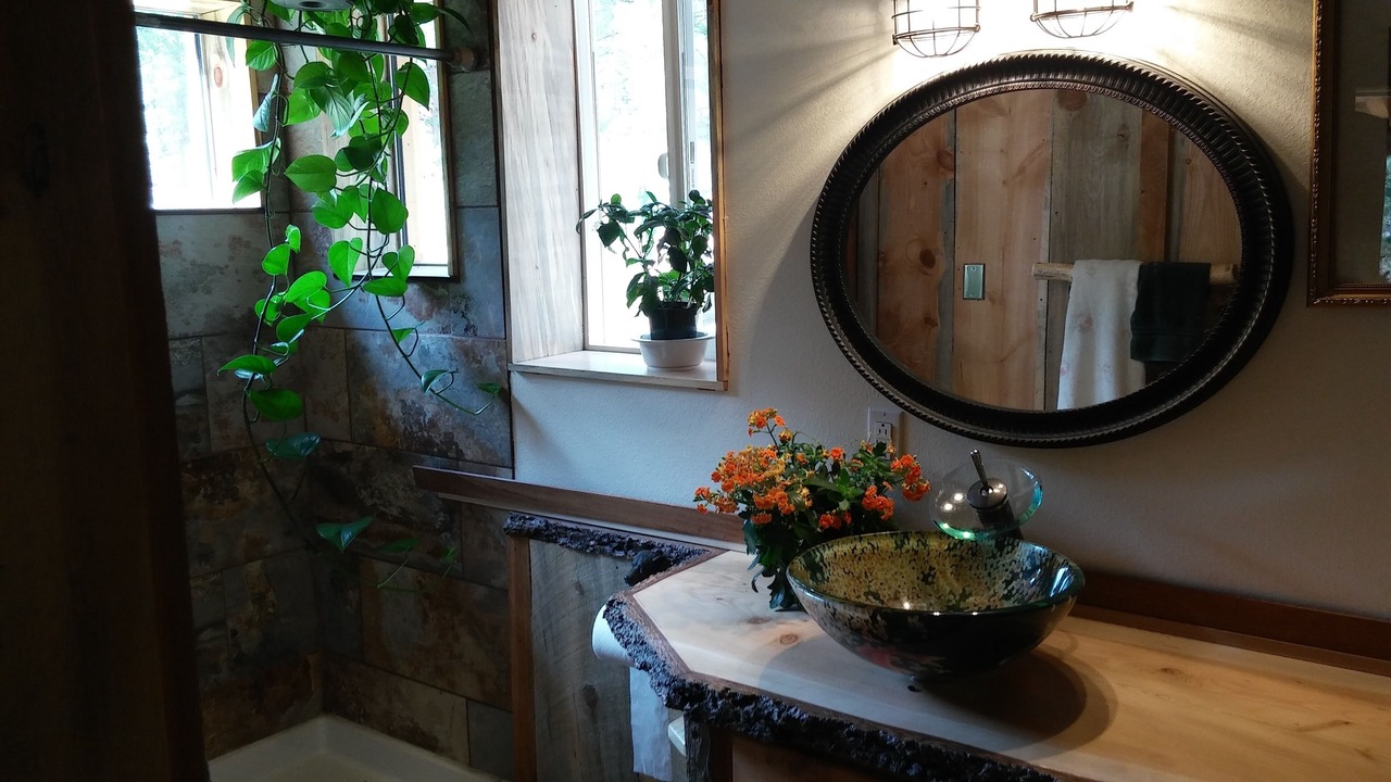 Photo of Bathroom in Pine