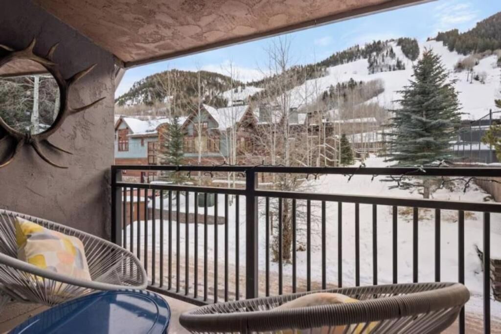 Photo of Others in Aspen