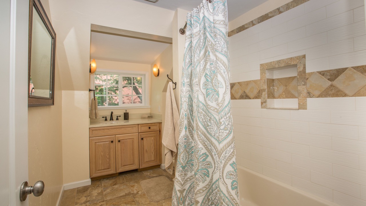 Photo of Bathroom in Rifle