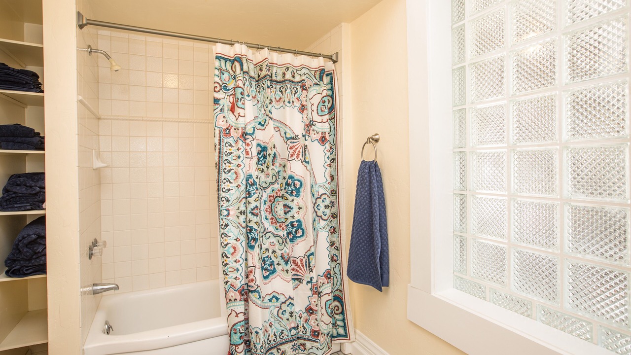 Photo of Bathroom in Rifle