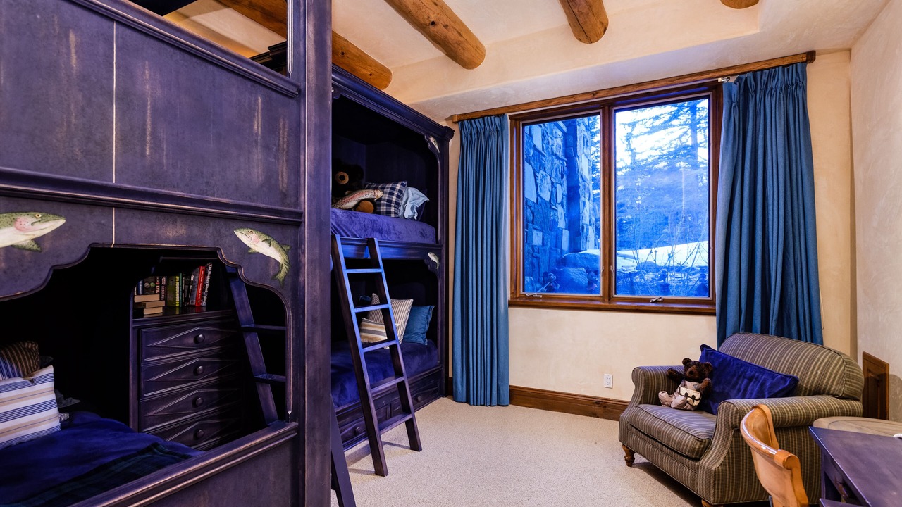 Photo of Bedroom in Aspen
