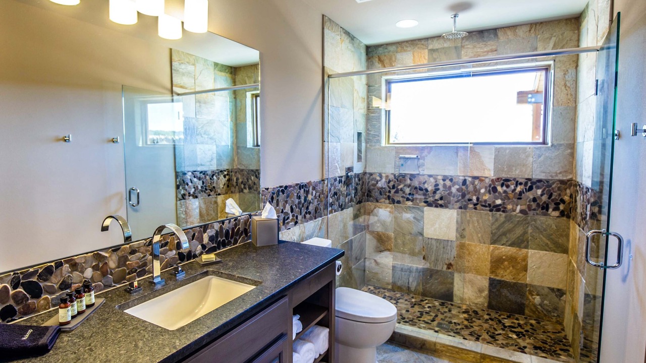 Photo of Bathroom in Canon City