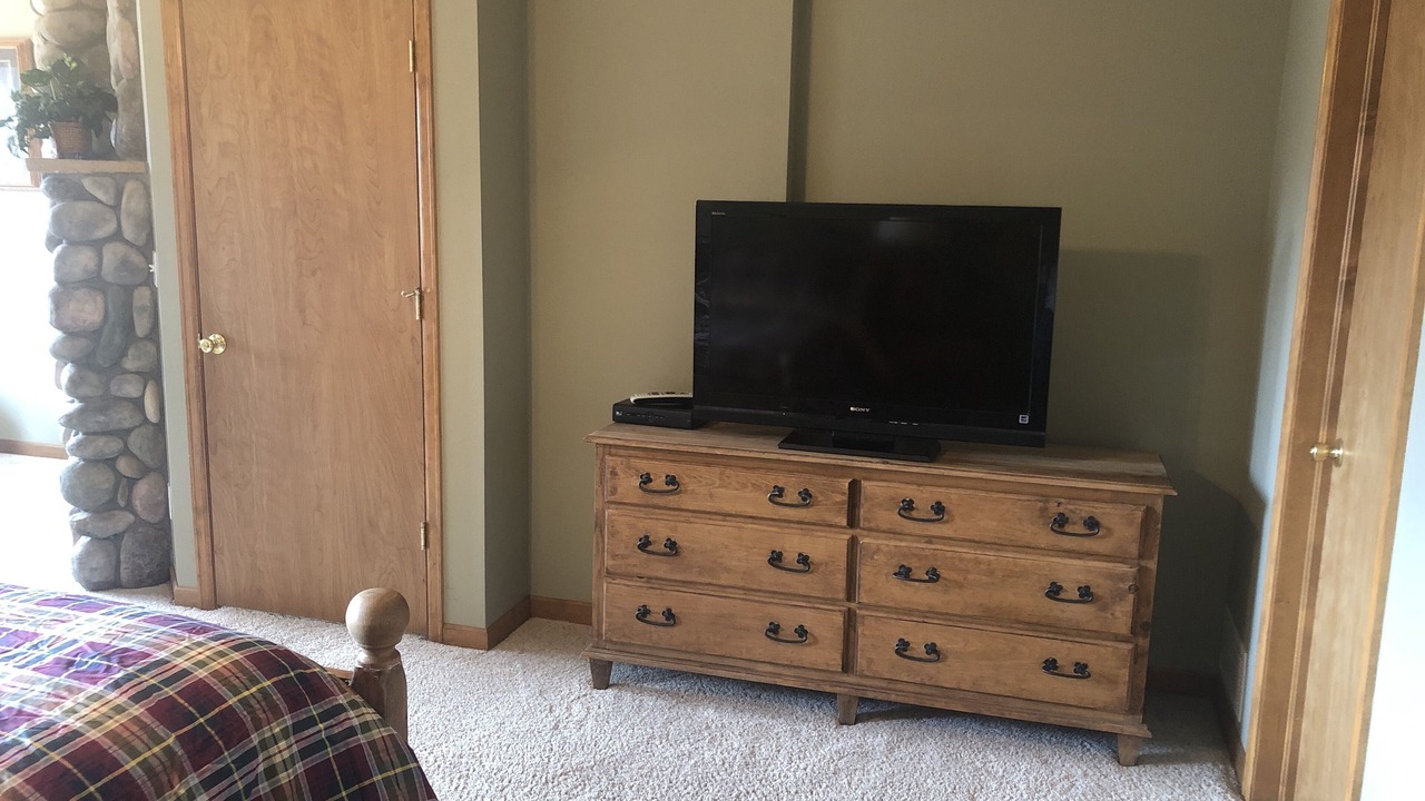 Photo of Bedroom in Stanley Hills