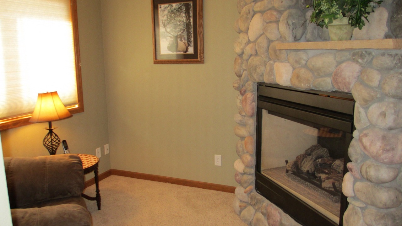 Photo of Livingroom in Stanley Hills