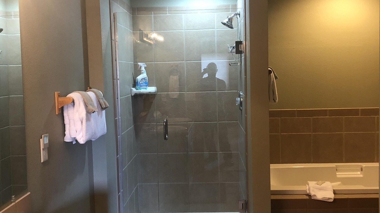 Photo of Bathroom in Stanley Hills