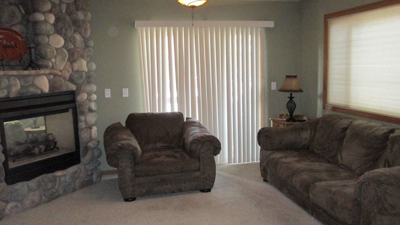 Photo of Livingroom in Stanley Hills