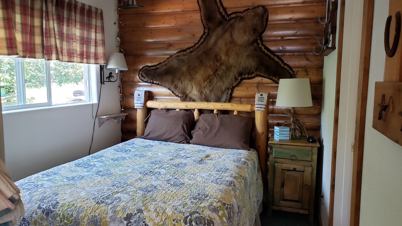 Photo of Bedroom in Collbran
