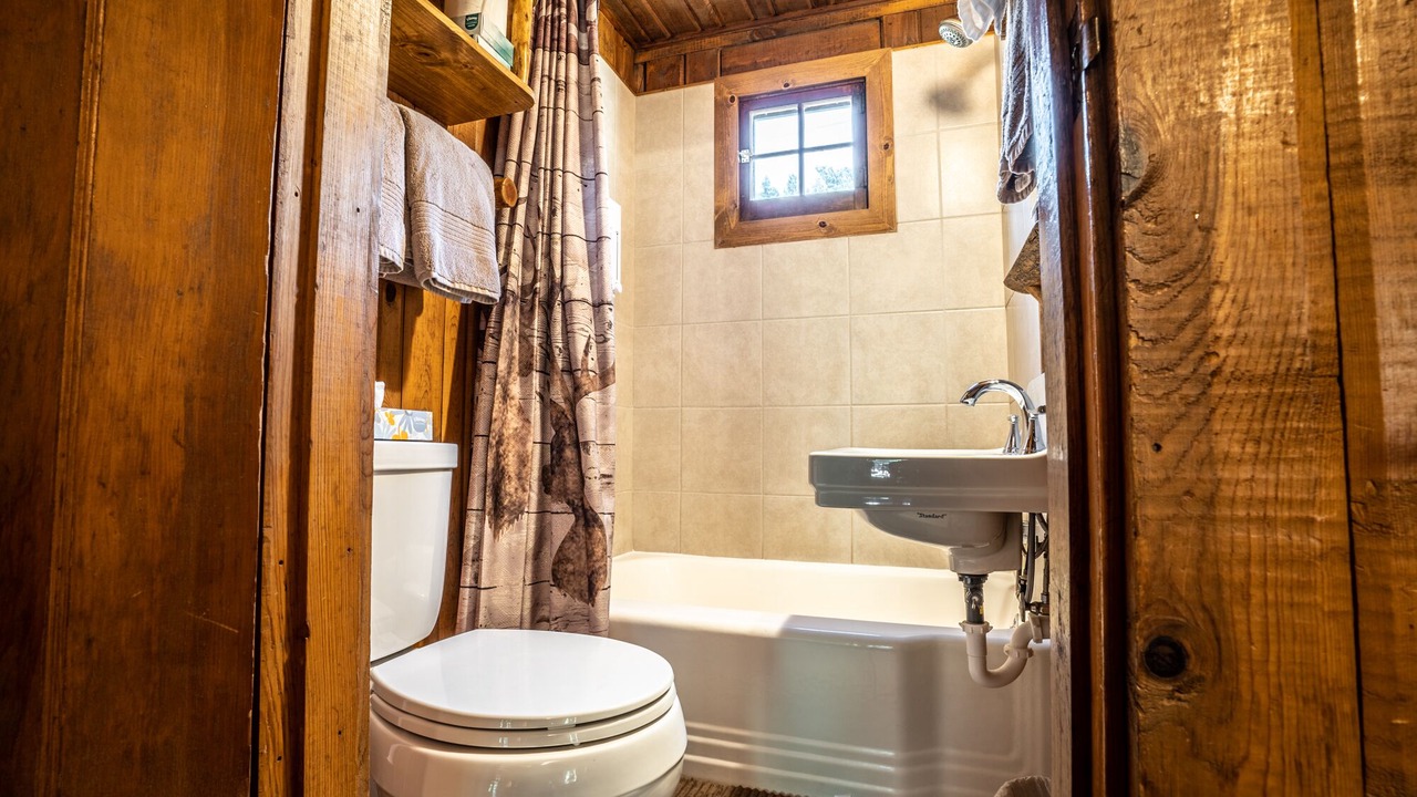 Photo of Bathroom in Evergreen