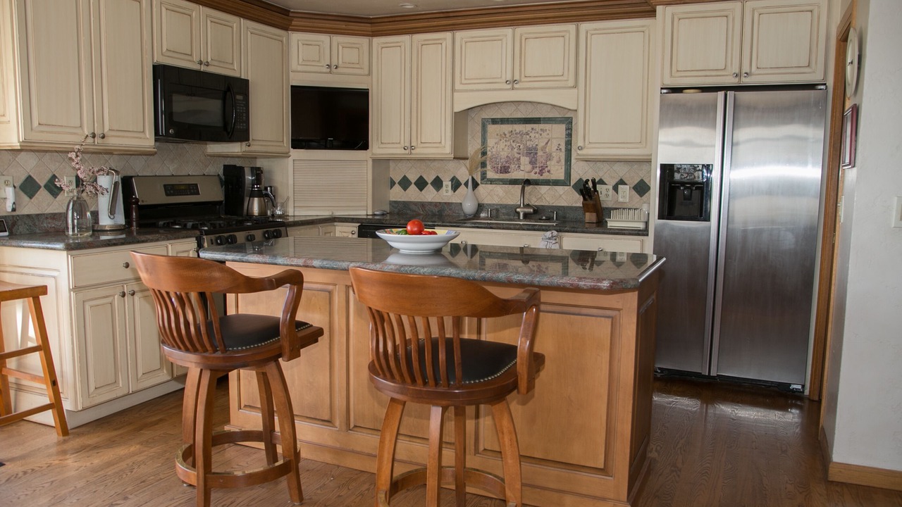 Photo of Kitchen in Dam East - West