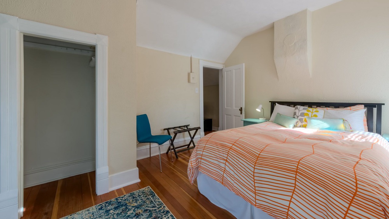 Photo of Bedroom in Mapleton Hill