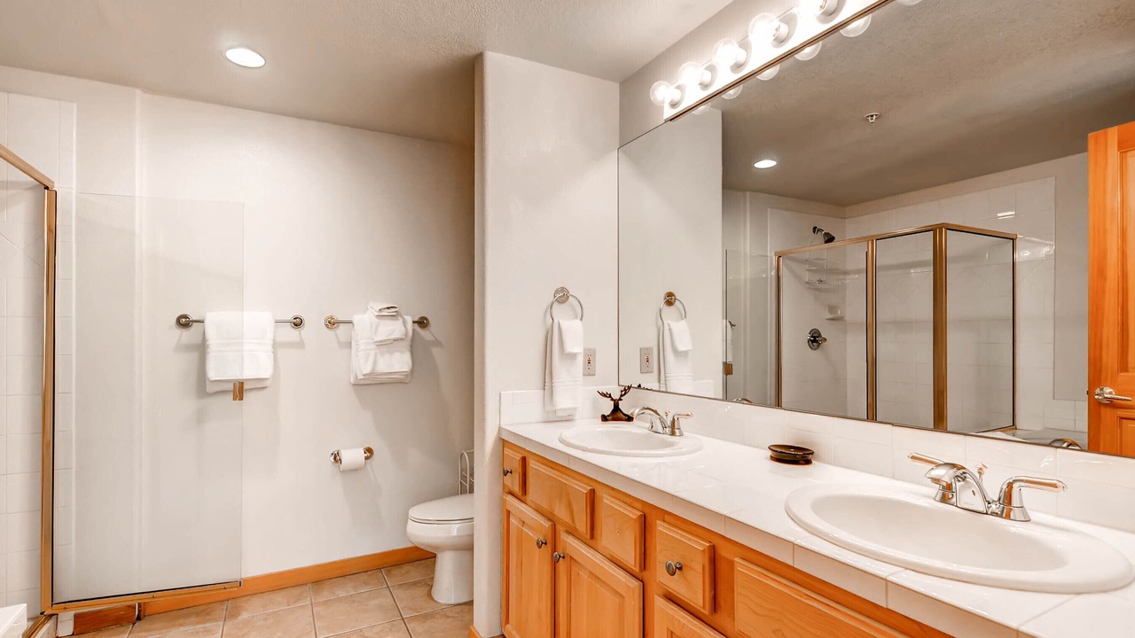 Photo of Bathroom in Mountain House