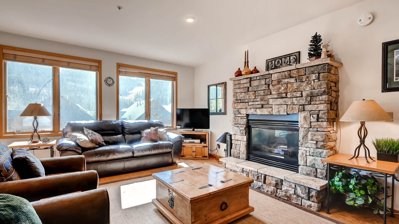 Photo of Livingroom in Mountain House