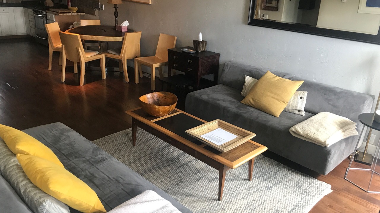 Photo of Livingroom in Basalt