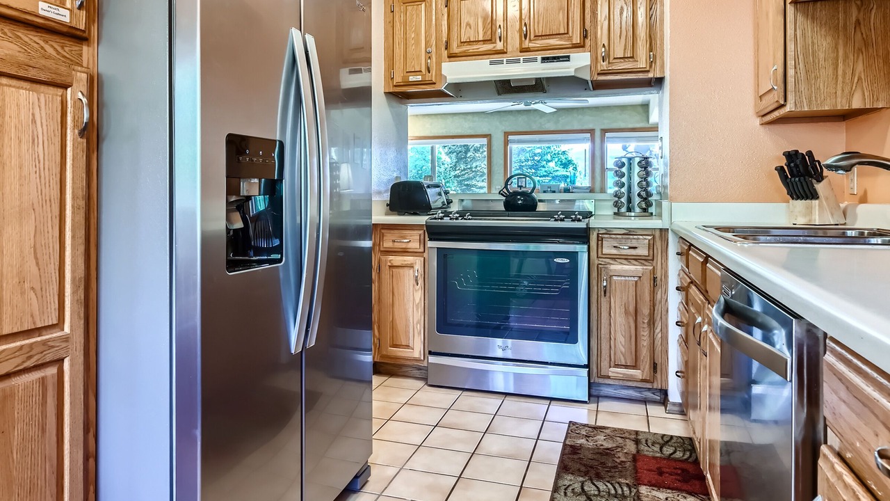 Photo of Kitchen in Edwards