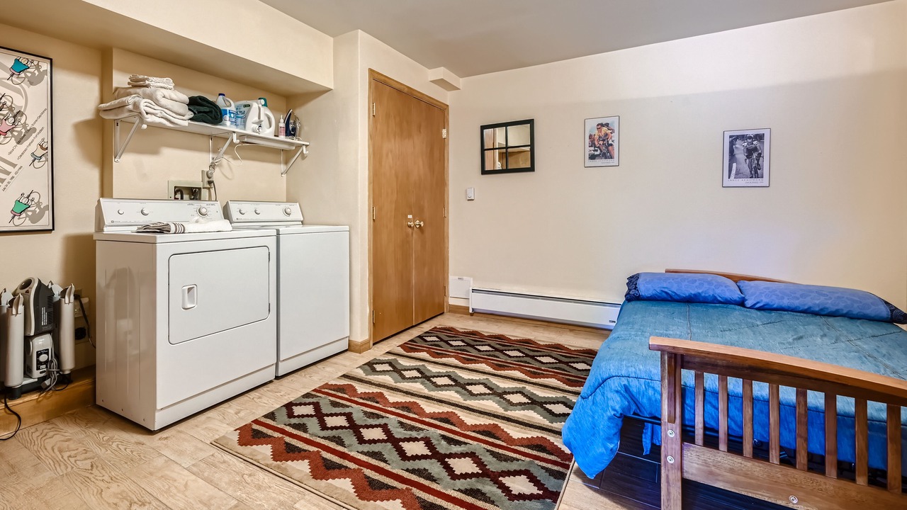 Photo of Bedroom in Edwards