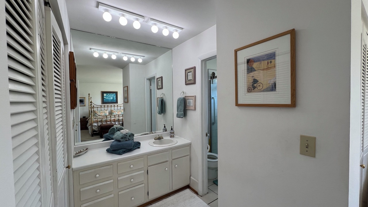 Photo of Bathroom in Carbondale