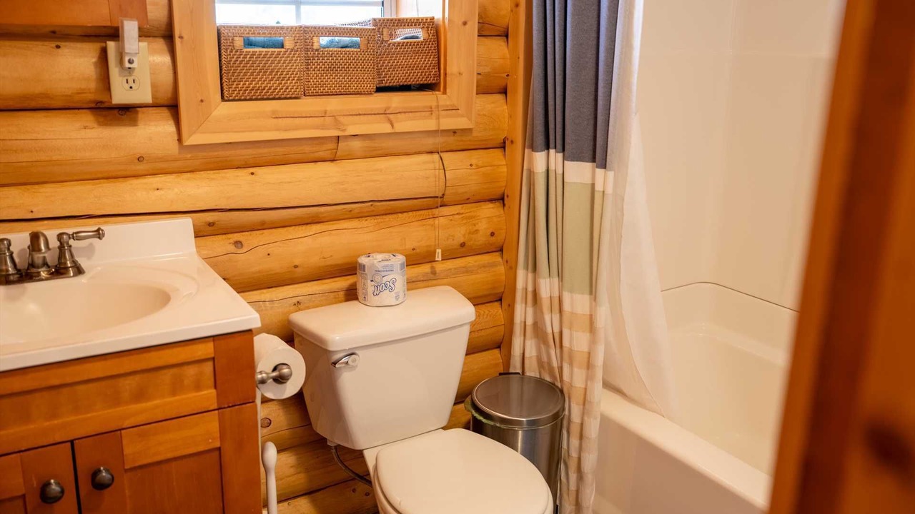 Photo of Bathroom in Lake City
