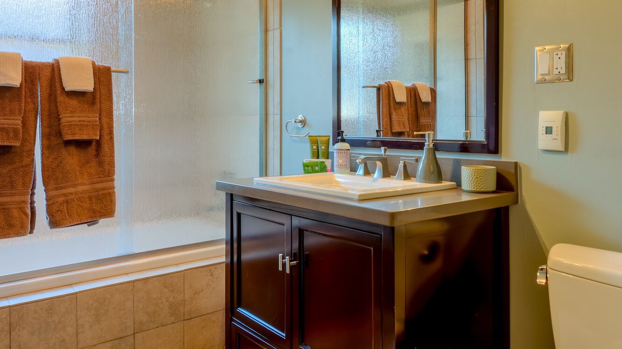 Photo of Bathroom in Old North Boulder