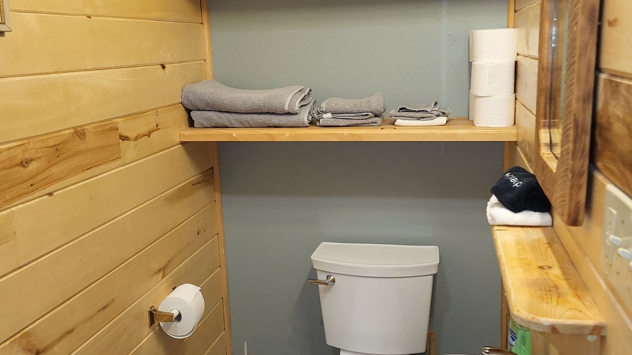 Photo of Bathroom in Del Norte