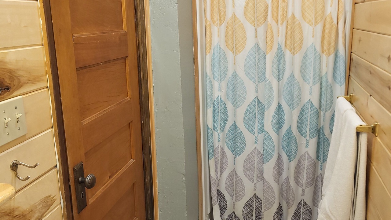 Photo of Bathroom in Del Norte
