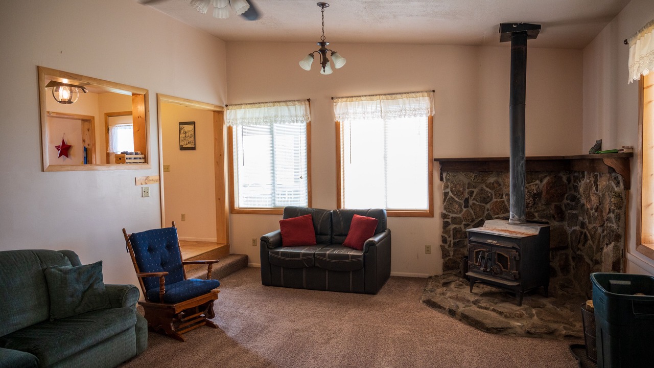 Photo of Livingroom in Almont