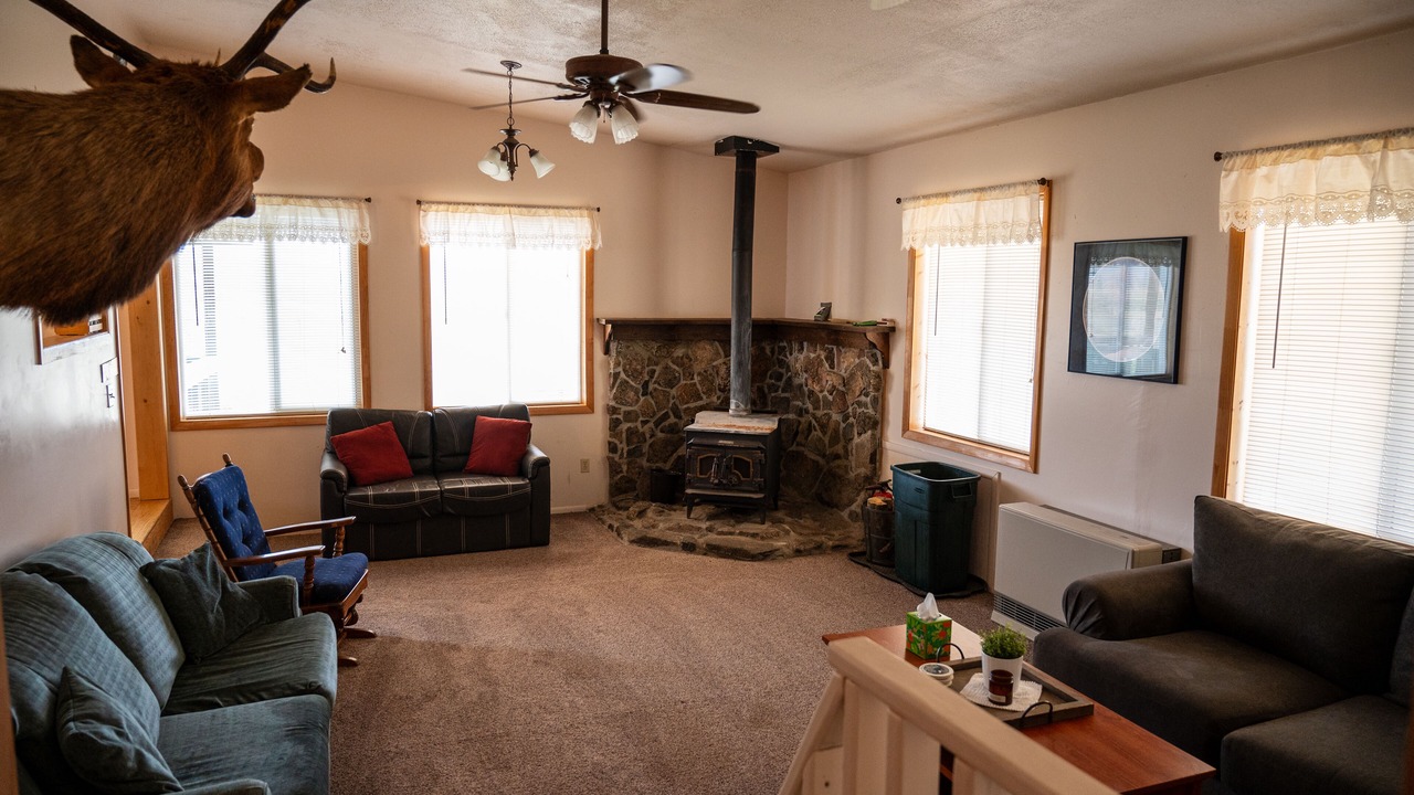 Photo of Livingroom in Almont