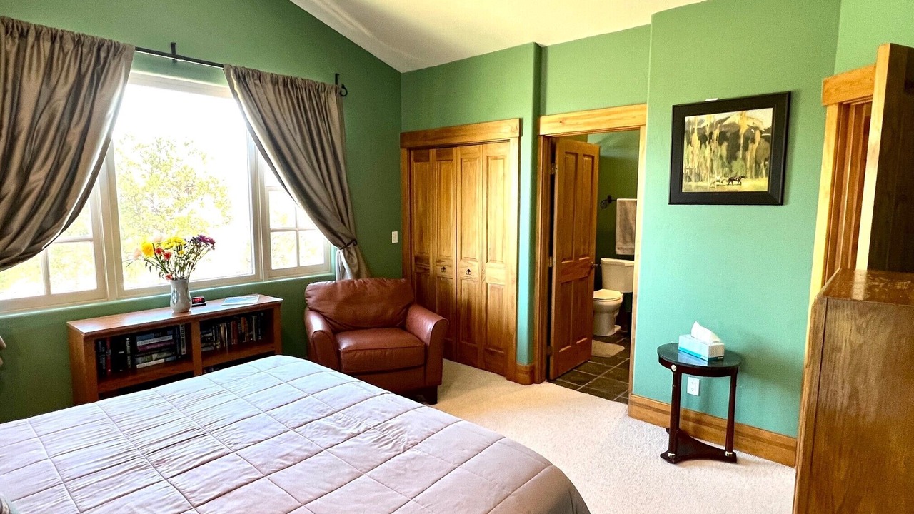 Photo of Bedroom in Ridgway