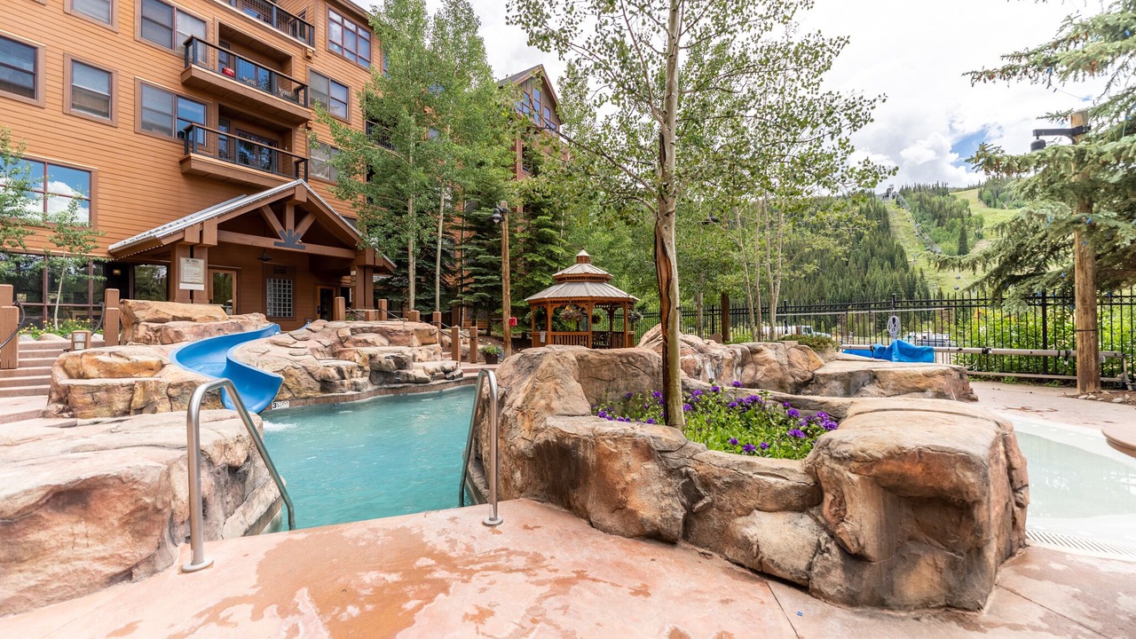 Photo of Outdoor in River Run
