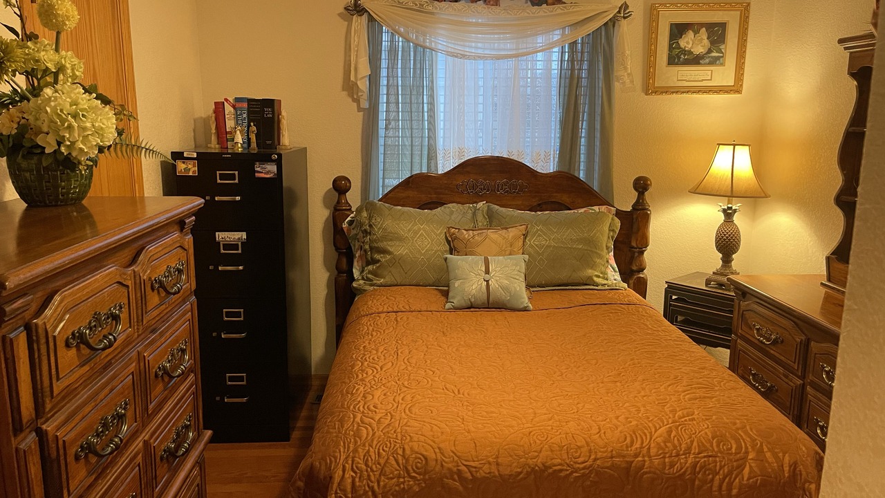 Photo of Bedroom in Peyton