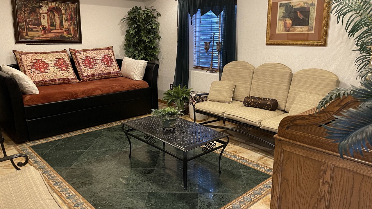 Photo of Livingroom in Peyton