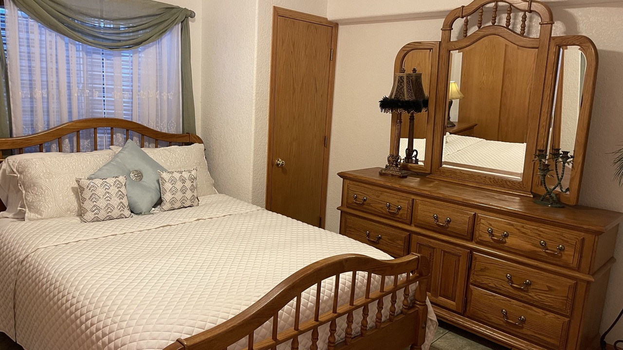 Photo of Bedroom in Peyton