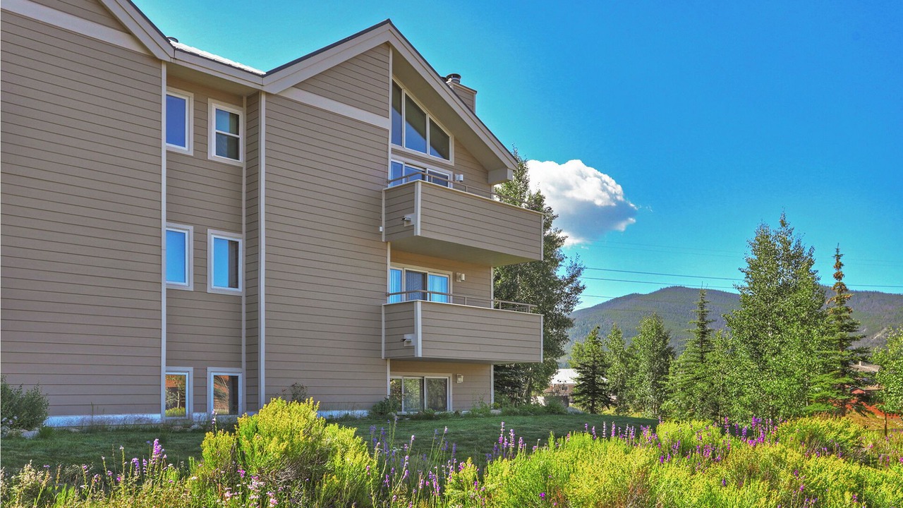 Photo of Outdoor in Summit Cove