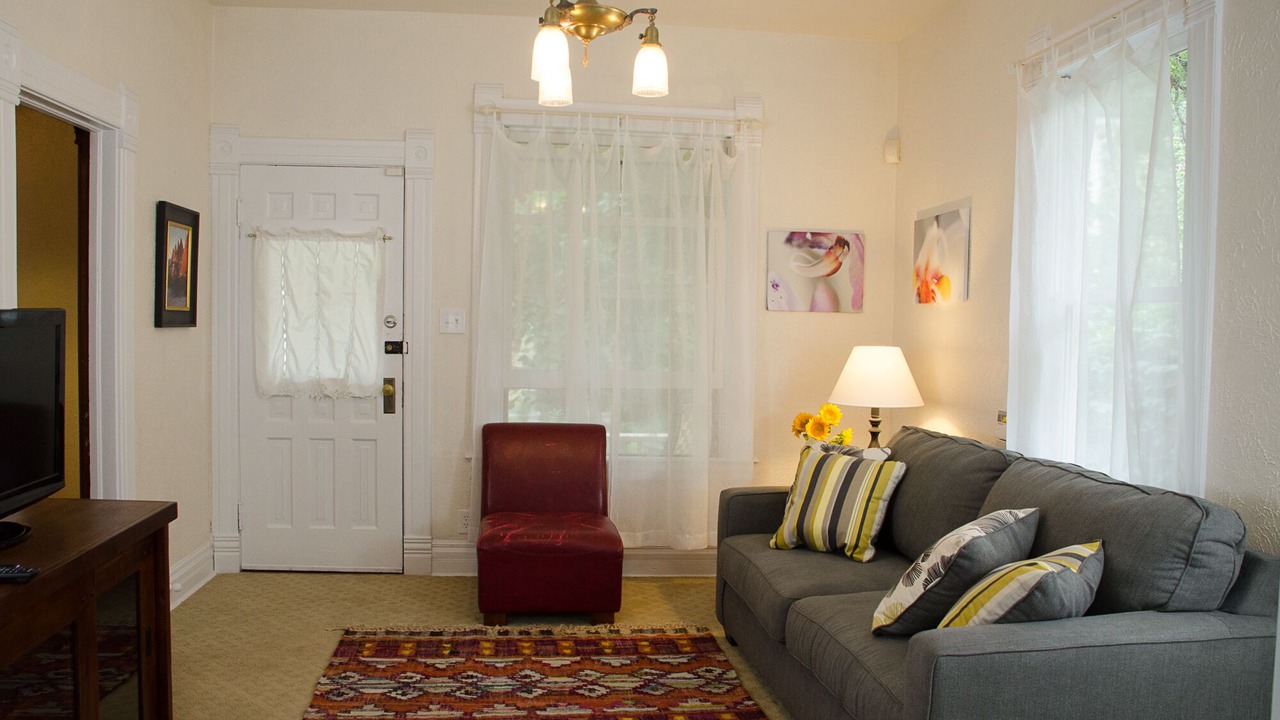 Photo of Bedroom in Old North End