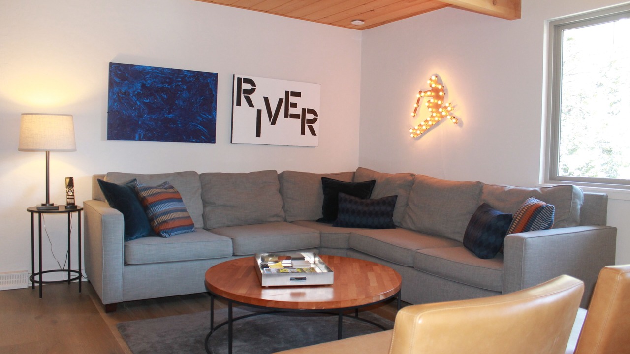 Photo of Livingroom in Blue River