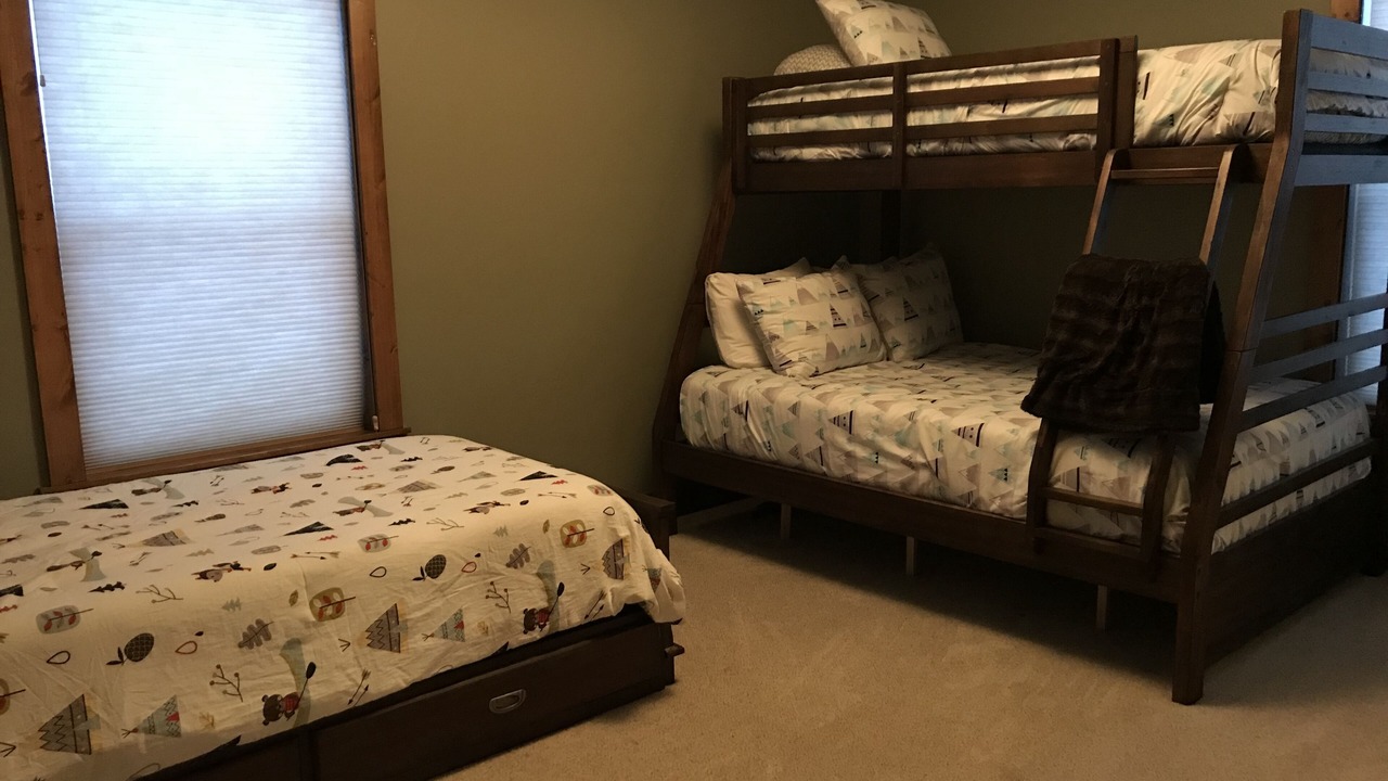 Photo of Bedroom in Grand Lake