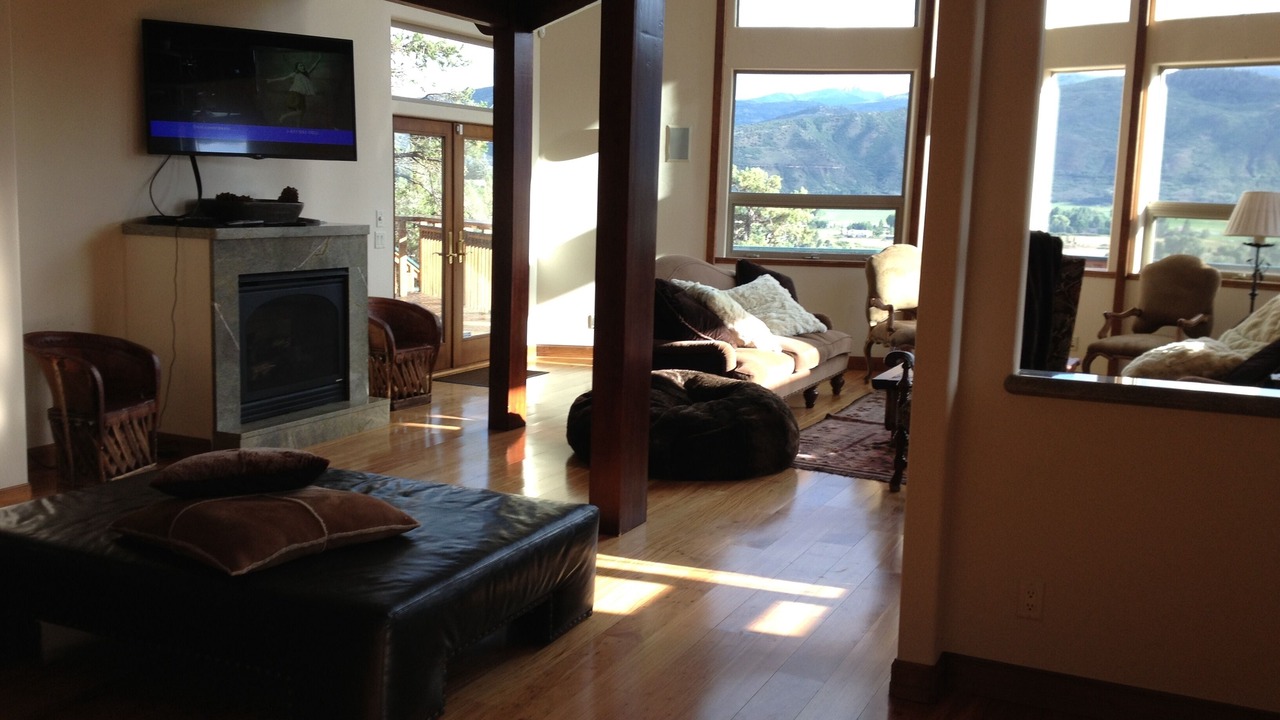 Photo of Livingroom in Basalt