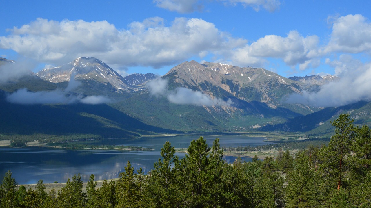 Photo of Others in Twin Lakes