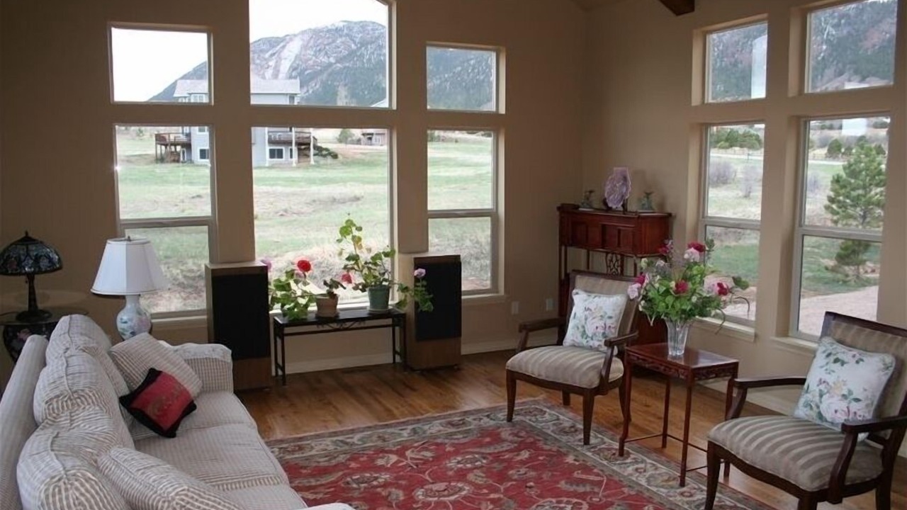 Photo of Livingroom in Monument