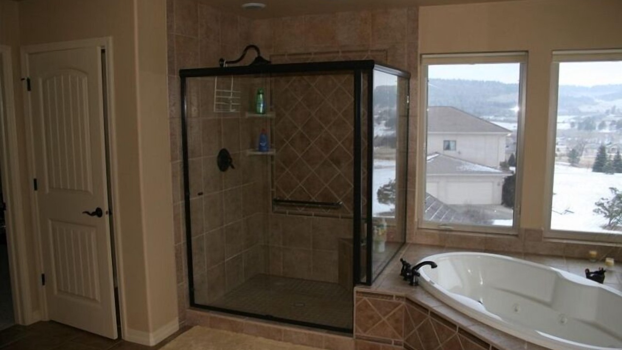 Photo of Bathroom in Monument