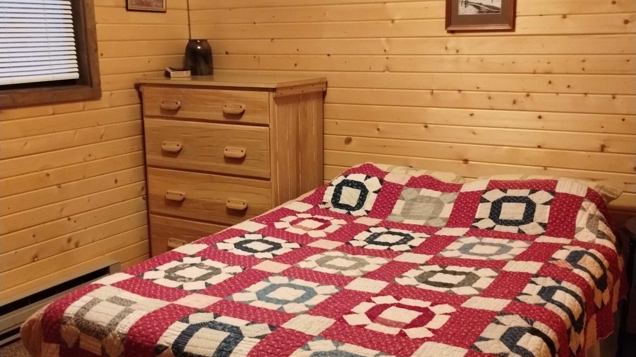 Photo of Bedroom in Cimarron