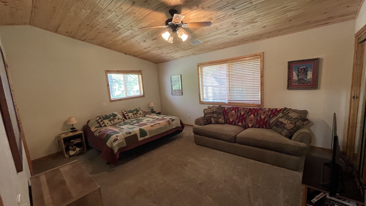 Photo of Livingroom in San Juan River Village