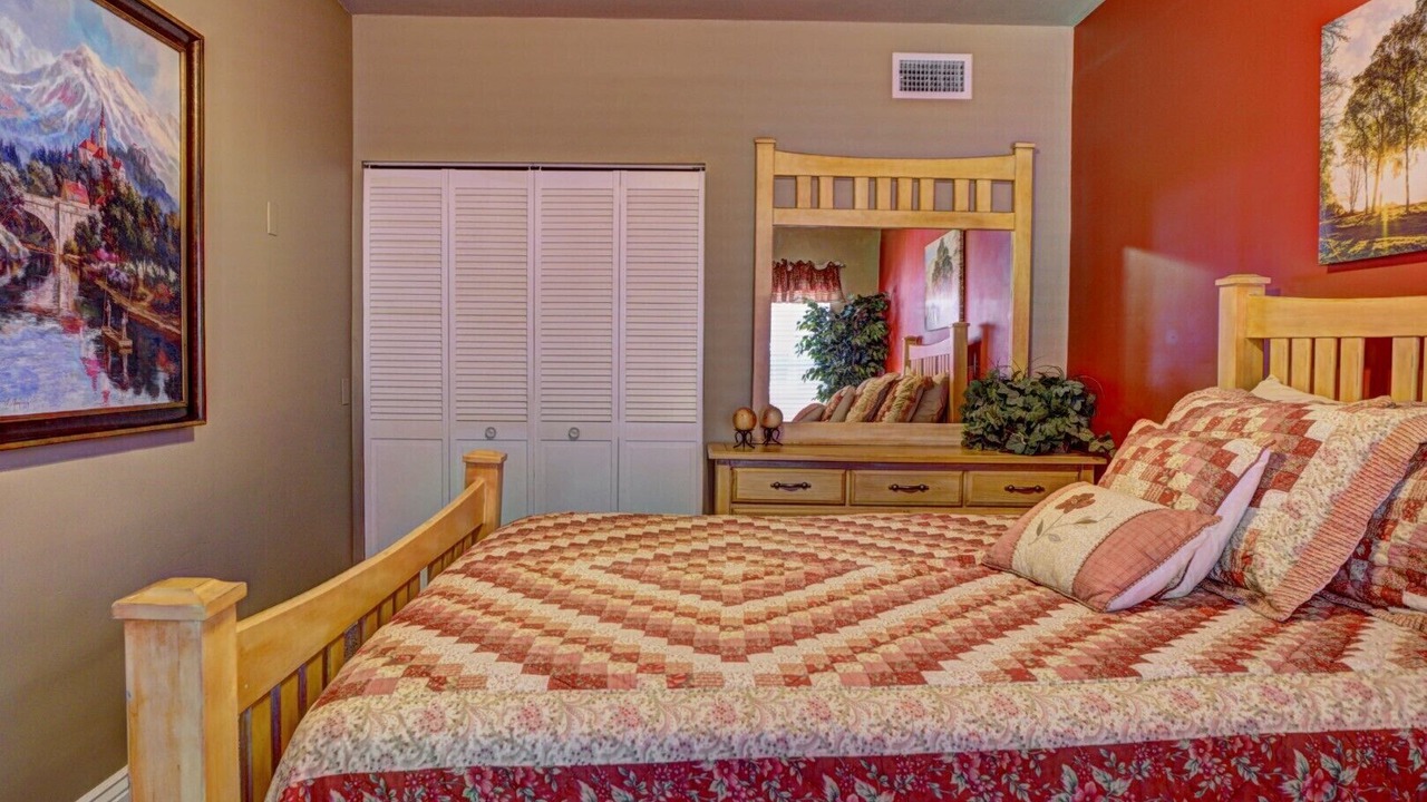 Photo of Bedroom in Palisade